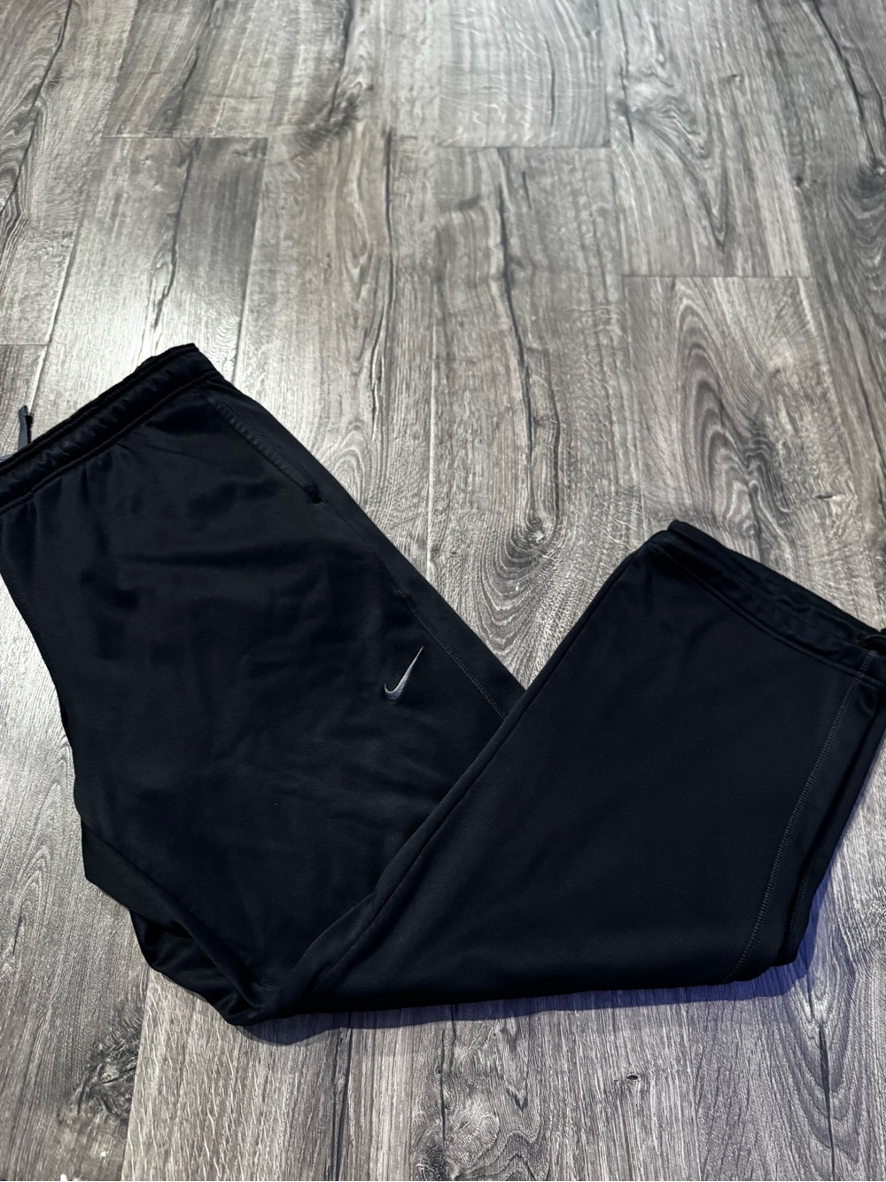 Nike Therma-Fit Black sweatpants men size large pockets